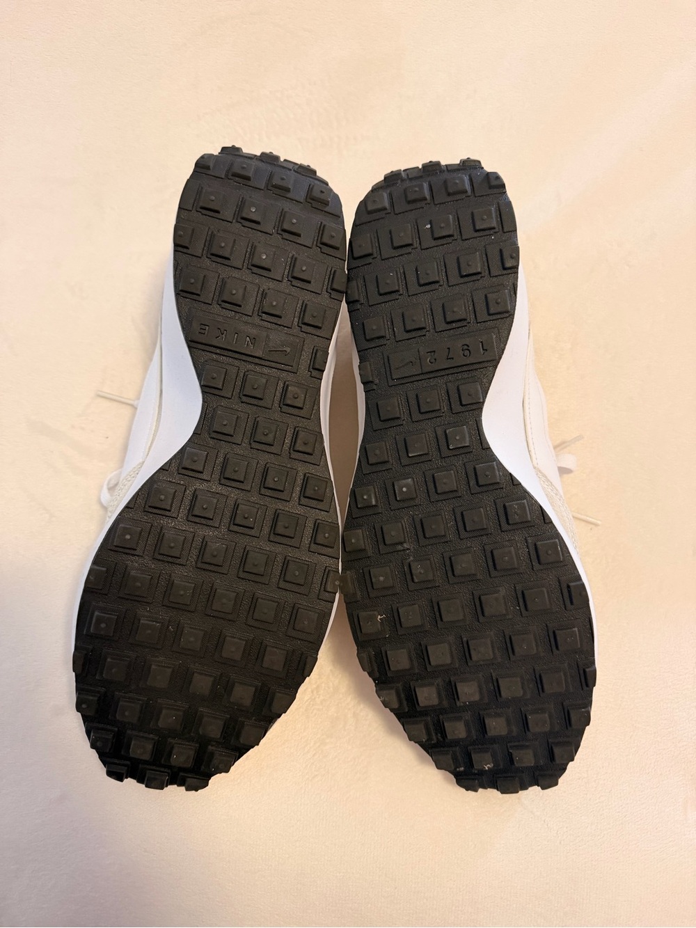 Nike Men’s White and Taupe Sneakers - Picture 8 of 9